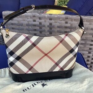 Burberry shoulder bag super nova check pattern